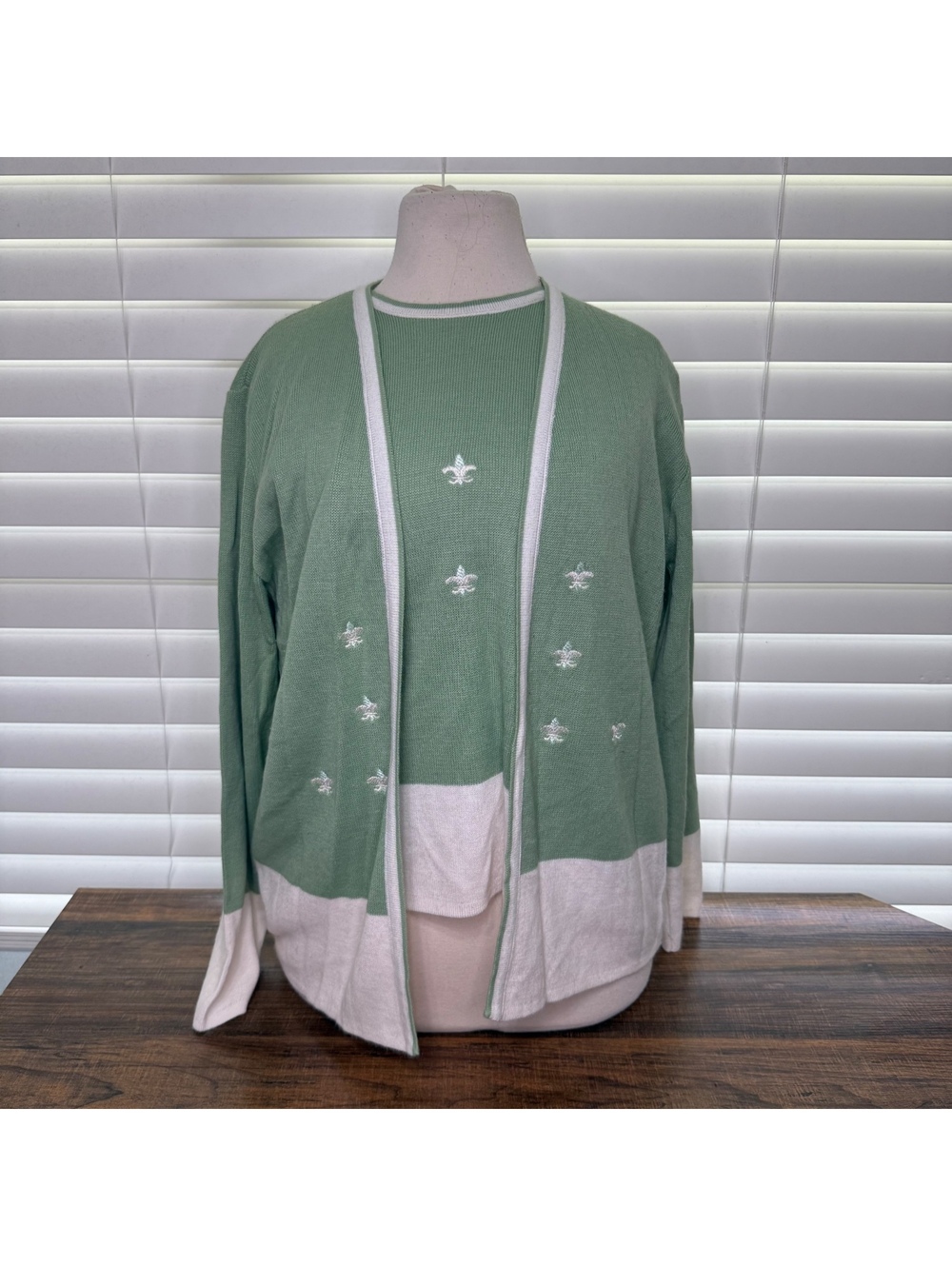 Vintage Morko's Green and White Two-Piece Sweater Set with Embroidery